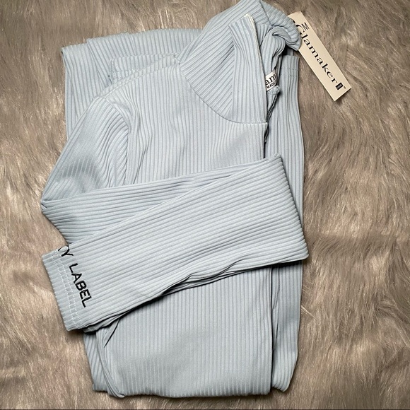 Long Sleeve Letter Graphic Jumpsuit - Picture 2 of 9